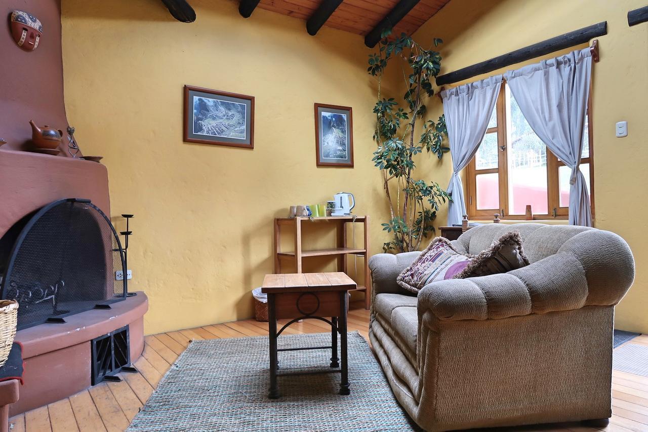 The Lazy Dog Inn A Mountain Lodge ワラス エクステリア 写真
