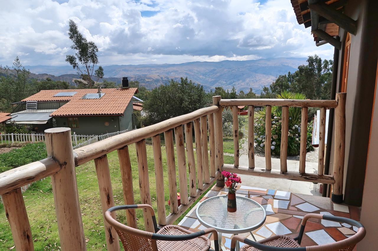 The Lazy Dog Inn A Mountain Lodge ワラス エクステリア 写真