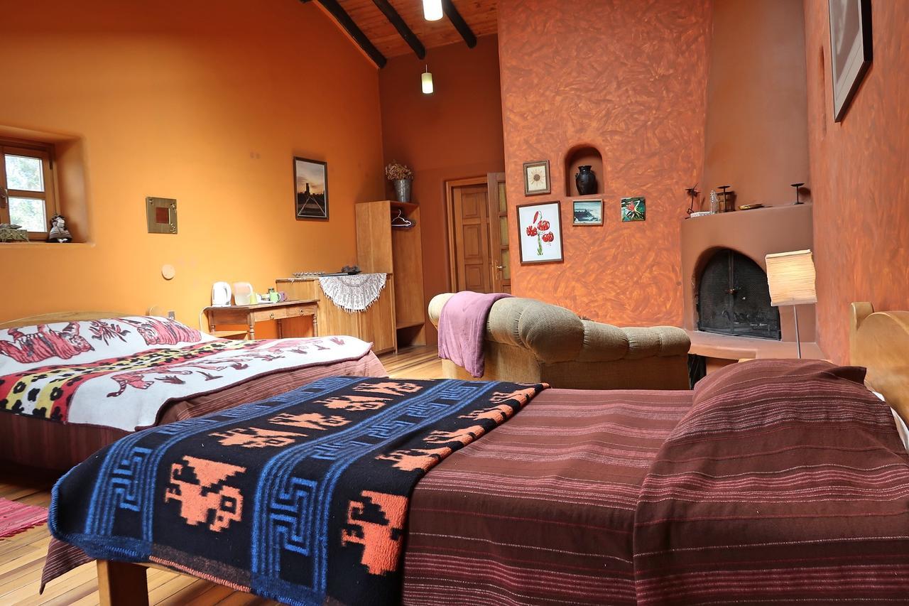 The Lazy Dog Inn A Mountain Lodge ワラス エクステリア 写真