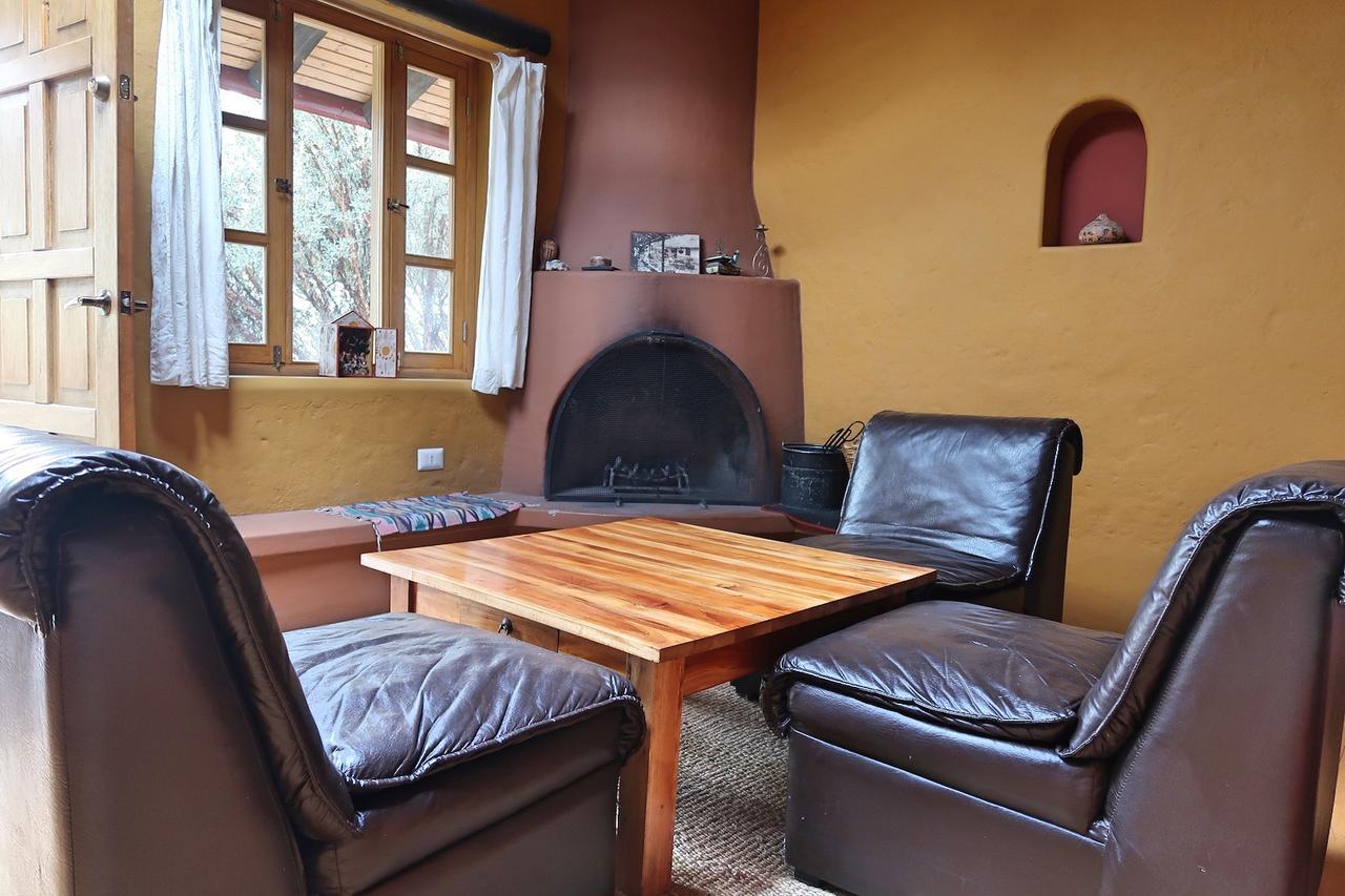 The Lazy Dog Inn A Mountain Lodge ワラス エクステリア 写真