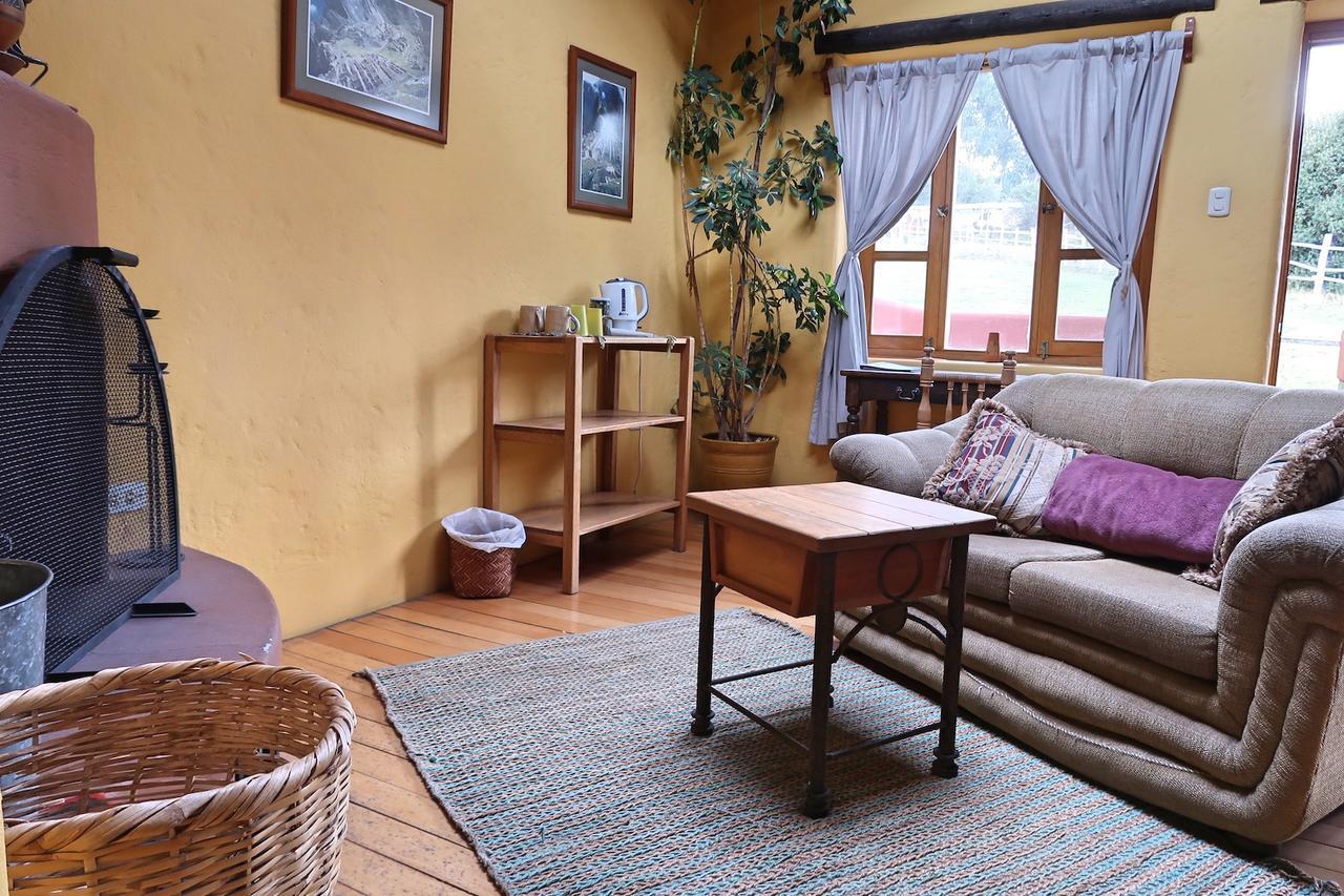 The Lazy Dog Inn A Mountain Lodge ワラス エクステリア 写真