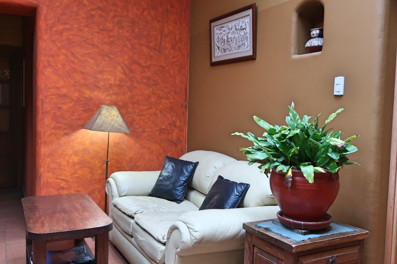 The Lazy Dog Inn A Mountain Lodge ワラス エクステリア 写真