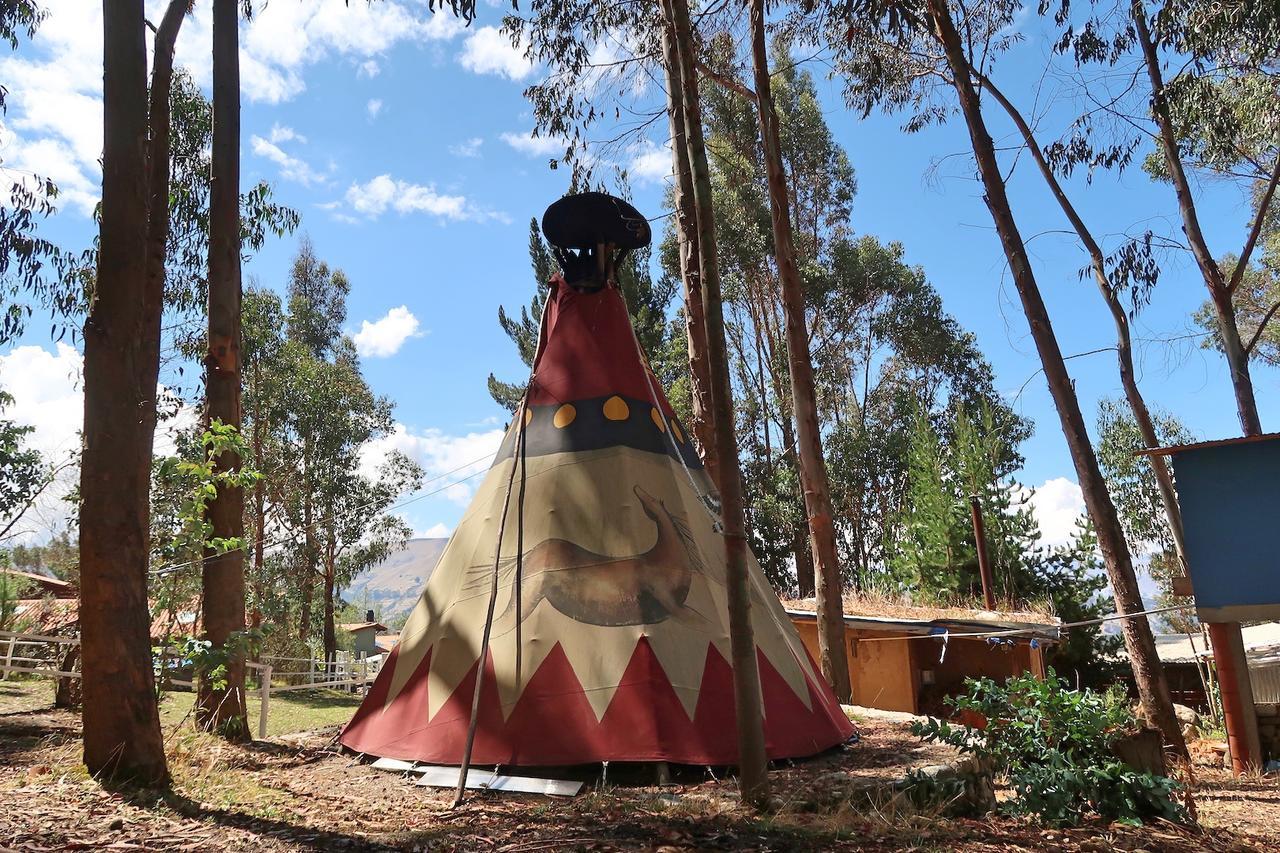 The Lazy Dog Inn A Mountain Lodge ワラス エクステリア 写真